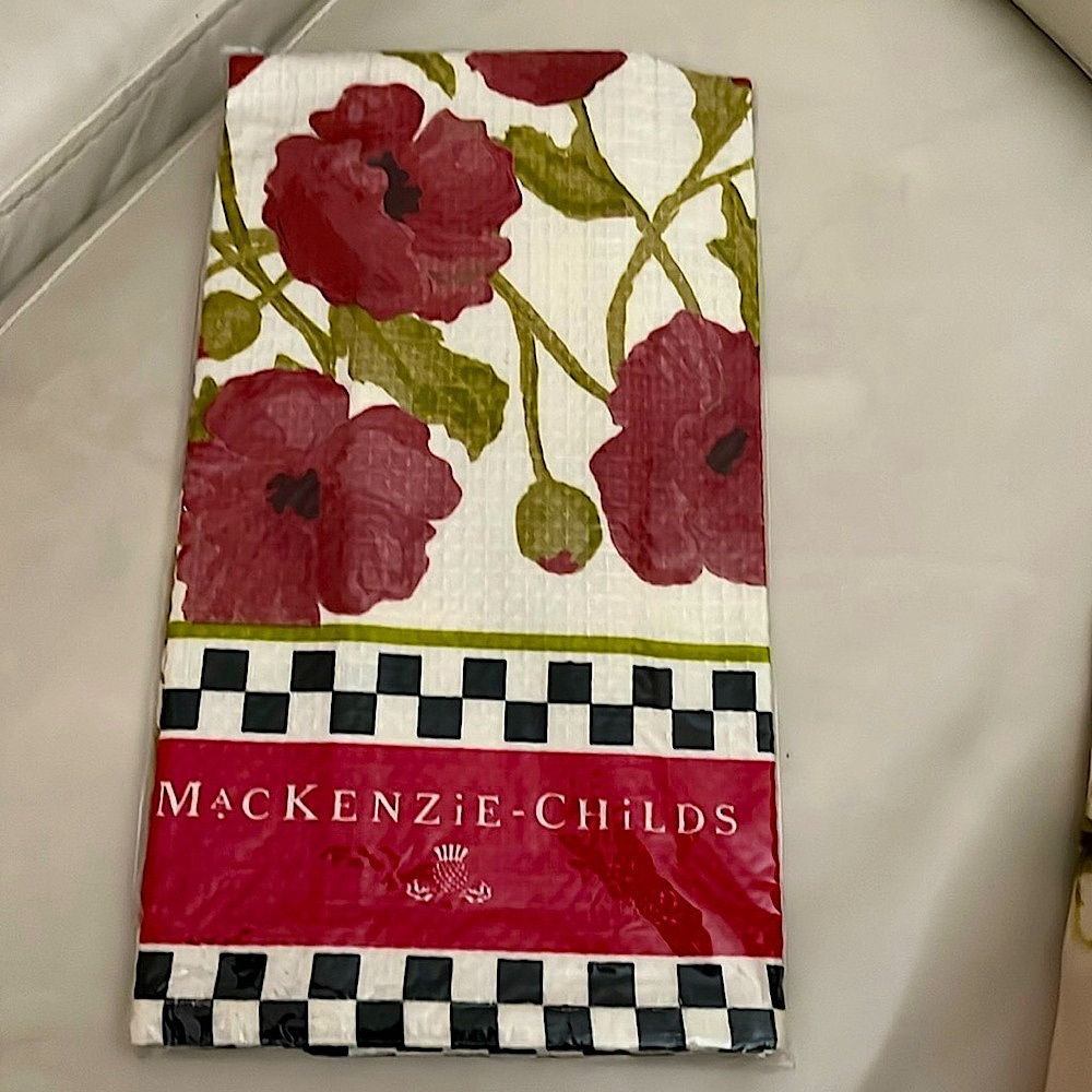 Brand New MACKENZIE CHILDS Red Poppy Kitchen Dish Towel 18X26 Courtly Check